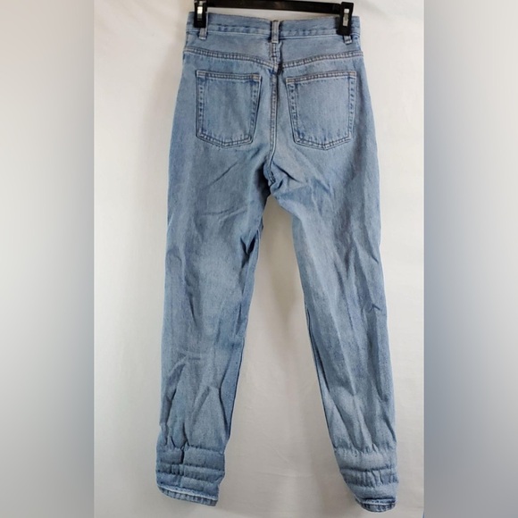 Brandy Melville Kenzo Patch Jeans - Picture 4 of 5